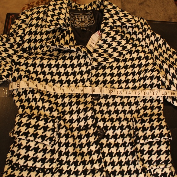 Last Kiss Black/White Pea Coat - Picture 6 of 8